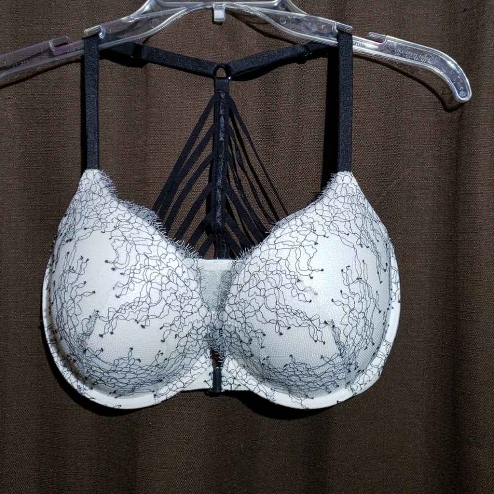 Victoria's Secret Very Sexy Push-up 34DD